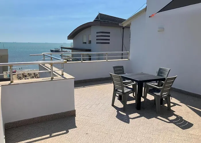 Daire Golden Horizon Haven H08 *